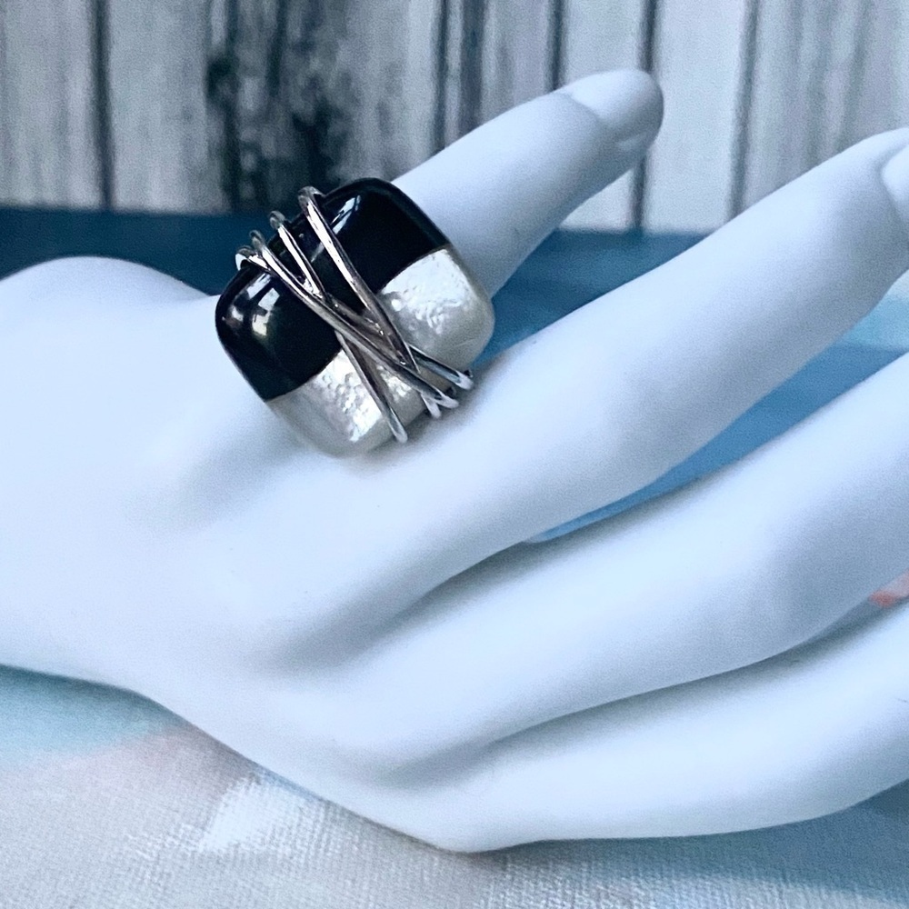 Vintage Chic Onyx MOP Ring Wrapped in a Rhodium-Plated brass Size 6